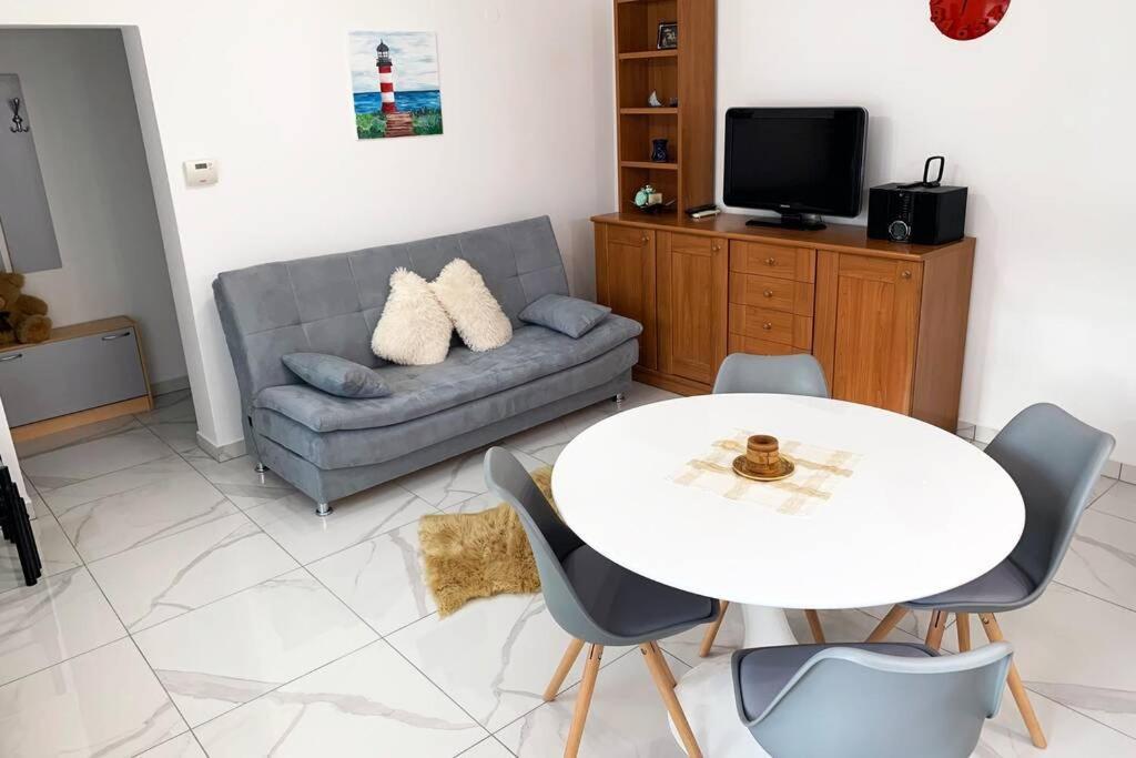 New Apartment Ema I Krk Town Εξωτερικό φωτογραφία
