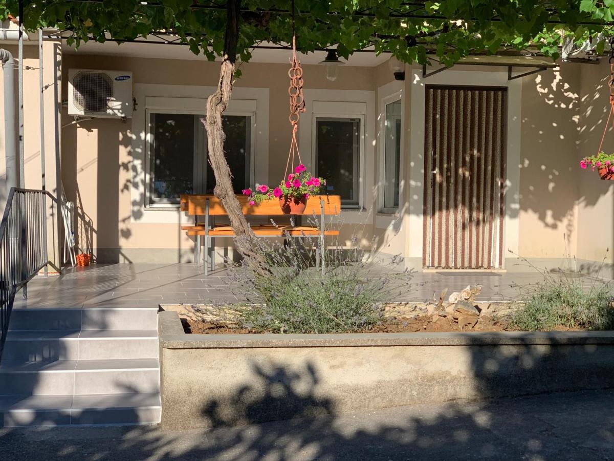 New Apartment Ema I Krk Town Εξωτερικό φωτογραφία